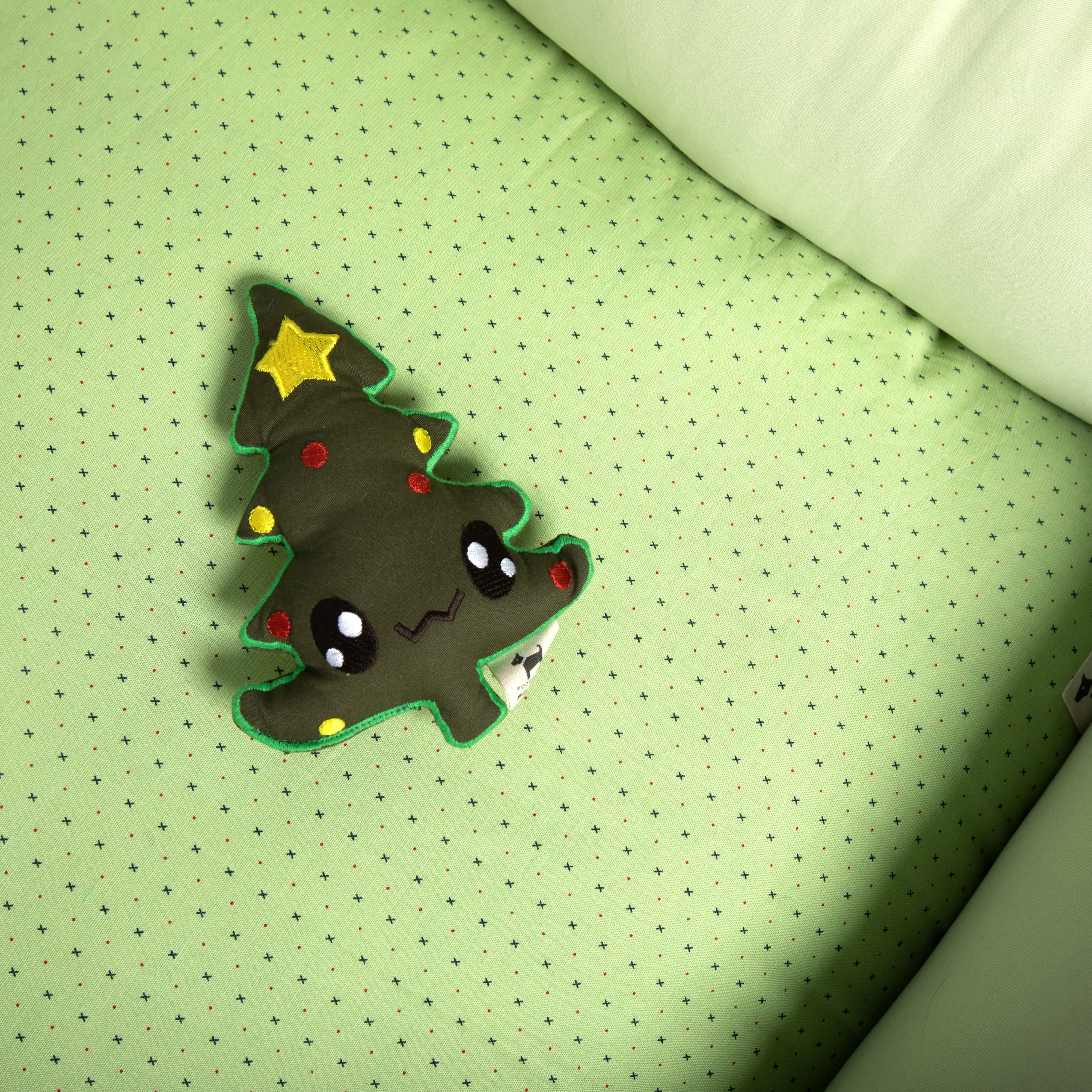 PoochMate Tic-Tac-Toe Bolster Bed - Pista Green